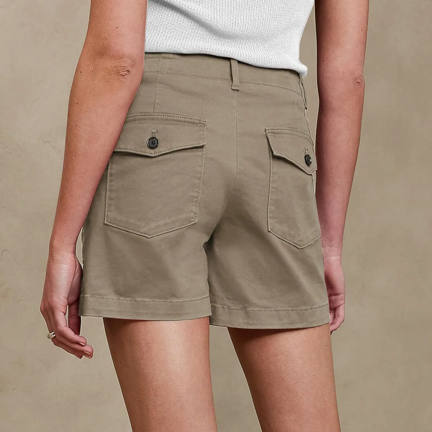 eoeioa Womens Stretch Twill Shorts Regular Fit Hiking Short Pants Summer Solid Casual Athletic Chino Bermuda Shorts w/Pockets