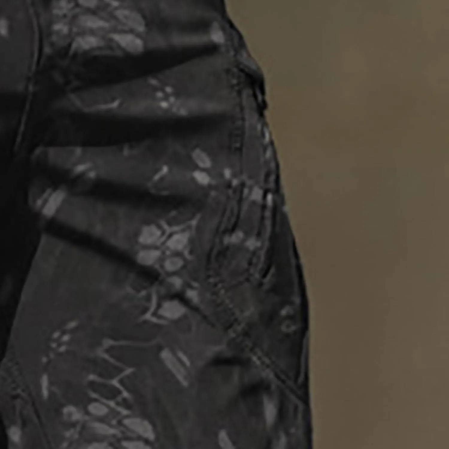 Mens Resort Wear 2025 Tactical Pants Water Resistant Cargo Camo Hiking Multi Pockets Relaxed Fit Quick Dry Work Pants