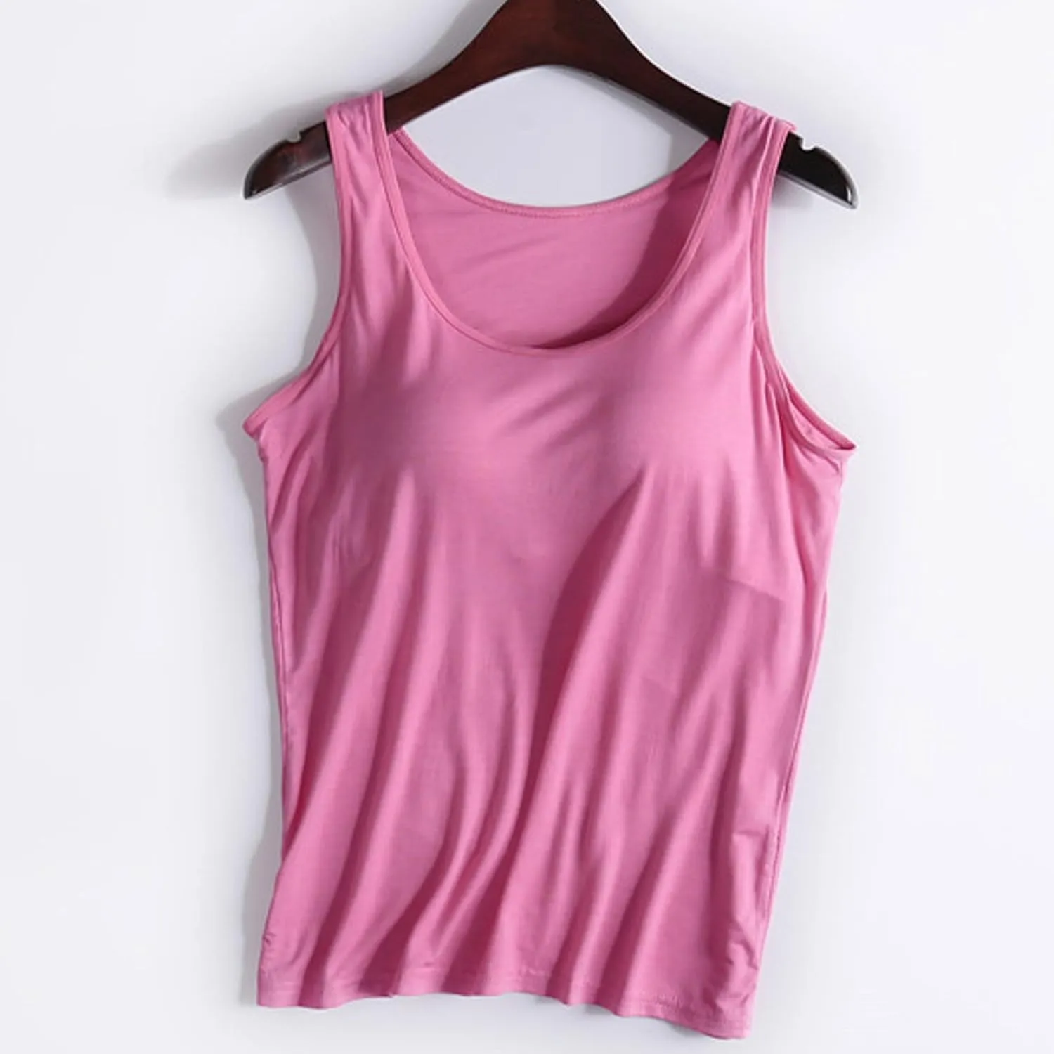 Tank Top with Built in Bra for Women Basic Sleeveless Vest Sports Yoga Workout Tee Summer T Shirts 2025